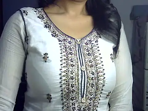 SiaraSiyA online show from 07/11/26, 10:07