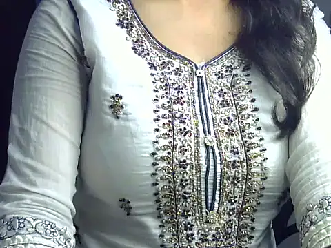 SiaraSiyA online show from 07/15/26, 06:02