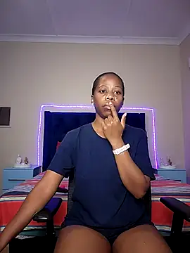 QUEENMANDYY online show from 03/20/26, 03:33