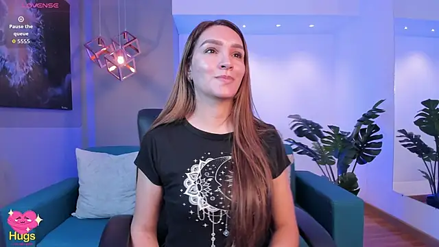 miataylorr1 online show from 11/12/25, 12:38