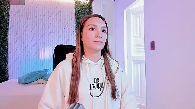 miataylorr1 online show from 04/08/26, 01:33