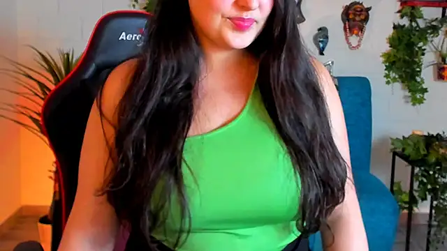 Snapshot of CeceliaJohnson chatting on 02/25/25, 02:22 CeceliaJohnson online show from 02/25/25, 02:22