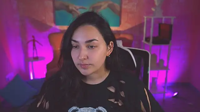 Snapshot of CeceliaJohnson chatting on 11/05/25, 08:03 CeceliaJohnson online show from 11/05/25, 08:03