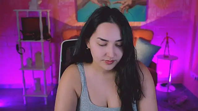 Snapshot of CeceliaJohnson chatting on 11/19/25, 08:14 CeceliaJohnson online show from 11/19/25, 08:14