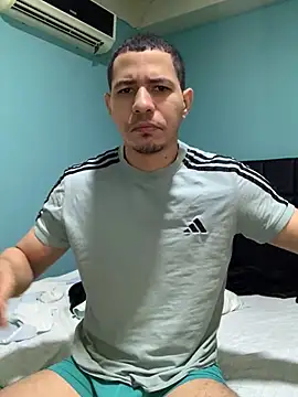 Snapshot of steven_clain chatting on 12/29/24, 03:46 steven clain online show from 12/29/24, 03:46