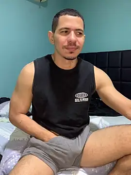 Snapshot of steven_clain chatting on 01/13/25, 04:07 steven clain online show from 01/13/25, 04:07