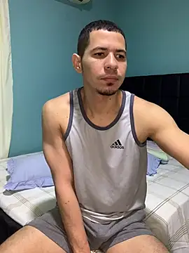 Snapshot of steven_clain chatting on 01/18/25, 04:37 steven clain online show from 01/18/25, 04:37