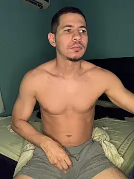 Snapshot of steven_clain chatting on 01/31/25, 08:12 steven clain online show from 01/31/25, 08:12