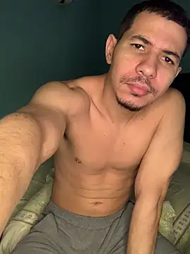 Snapshot of steven_clain chatting on 02/01/25, 07:26 steven clain online show from 02/01/25, 07:26