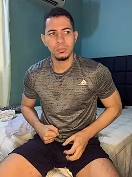 Snapshot of steven_clain chatting on 03/16/25, 04:12 steven clain online show from 03/16/25, 04:12