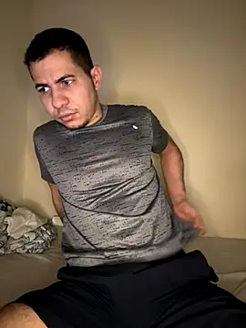 Snapshot of steven_clain chatting on 11/13/25, 12:09 steven clain online show from 11/13/25, 12:09