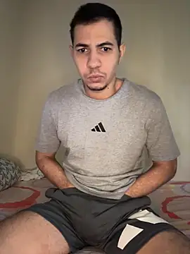 Snapshot of steven_clain chatting on 11/15/25, 12:34 steven clain online show from 11/15/25, 12:34