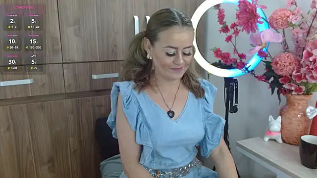 magenta maturr online show from 11/04/25, 05:34