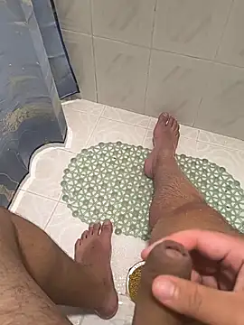 camilo0976 online show from 02/14/26, 05:04