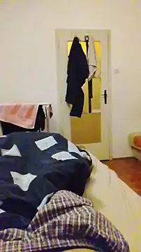 bbcgaint55 online show from 10/31/25, 09:10