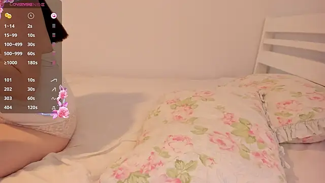  Snorkmaiden  online show from 03/04/25, 11:19