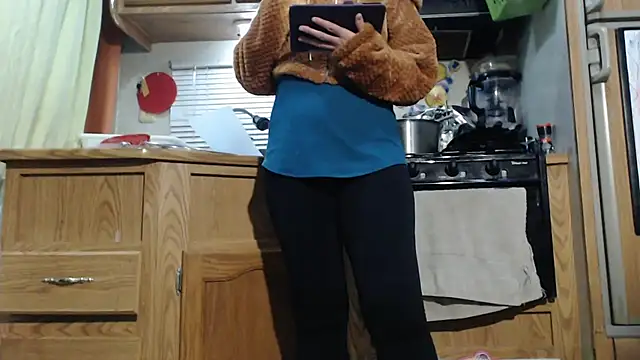 Snapshot of sexyinpantyhose chatting on 12/02/24, 07:25 sexyinpantyhose online show from 12/02/24, 07:25