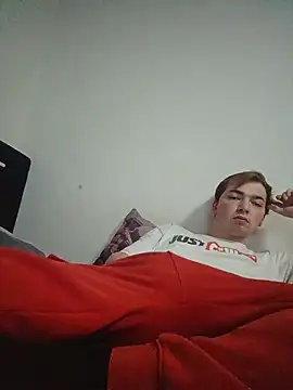 BigJuicy18cm online show from 12/15/25, 10:47