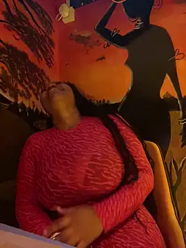 Hyra Ari online show from 11/18/25, 04:44