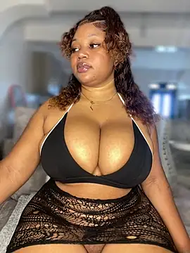 Hyra Ari online show from 03/21/26, 06:51