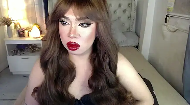 RebecaNextToYou online show from 12/18/24, 05:00