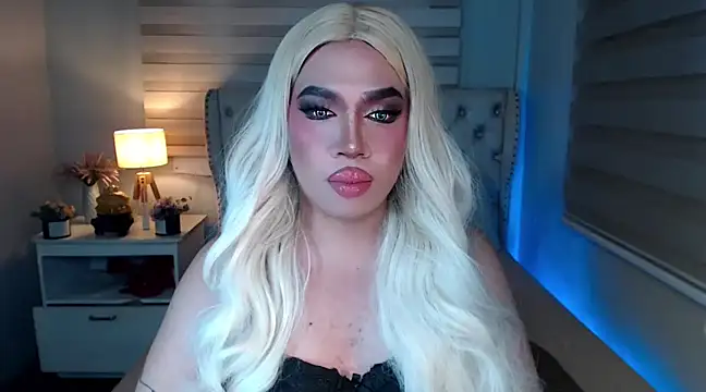 RebecaNextToYou online show from 02/12/25, 05:37