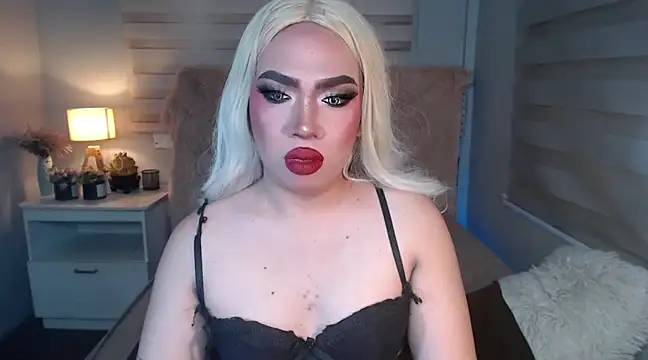 RebecaNextToYou online show from 03/06/25, 05:22