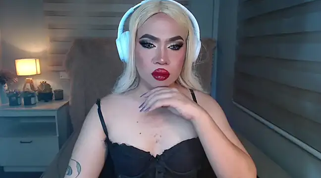 RebecaNextToYou online show from 03/07/25, 05:28