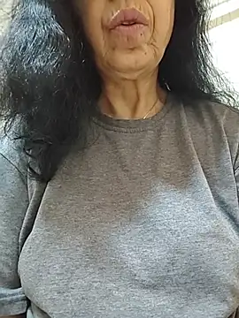 Susannemilf online show from 01/18/26, 02:15