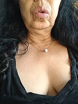 Susannemilf online show from 03/03/26, 03:01