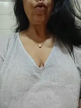 Susannemilf online show from 04/21/26, 10:45