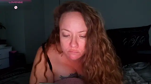 julimonroe online show from 02/17/26, 03:25