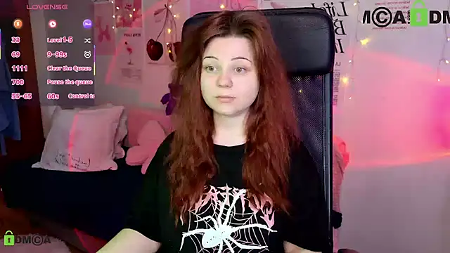 Snapshot of StellaMilla chatting on 04/28/26, 01:48 StellaMilla online show from 04/28/26, 01:48