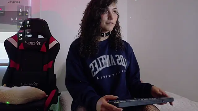 Lia Tinez online show from 03/10/26, 10:59