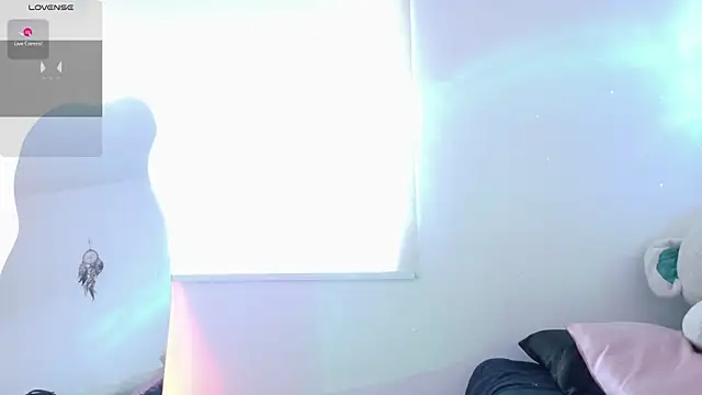 Lia Tinez online show from 05/01/26, 09:19
