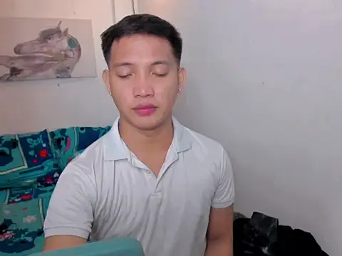 xSebastian19 online show from 12/22/25, 10:29