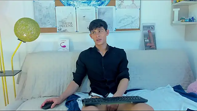 logan thomas online show from 04/23/26, 08:00