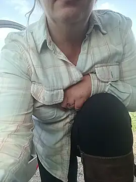 Saysomething3 online show from 12/04/25, 08:45