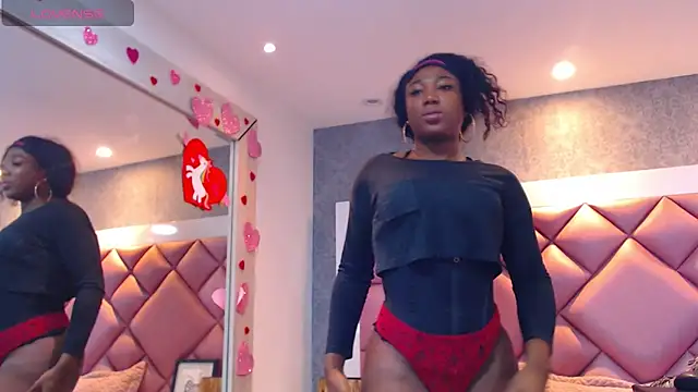 DanielaDuff online show from 11/30/25, 07:51