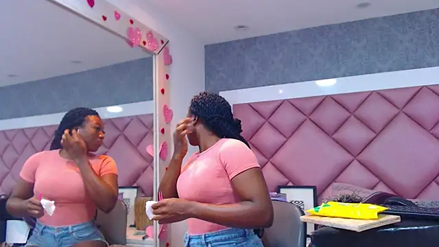 DanielaDuff online show from 02/17/26, 07:53