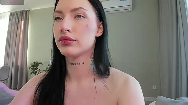 JenniferQueen11 online show from 09/27/25, 02:16