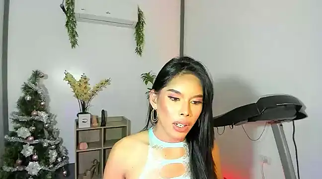 Snapshot of SweetlikeCandee chatting on 12/06/24, 10:49 SweetlikeCandee online show from 12/06/24, 10:49