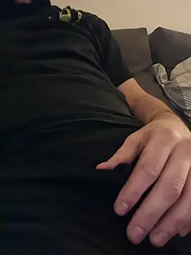 Snapshot of Gent31 chatting on 10/15/25, 09:37 Gent31 online show from 10/15/25, 09:37