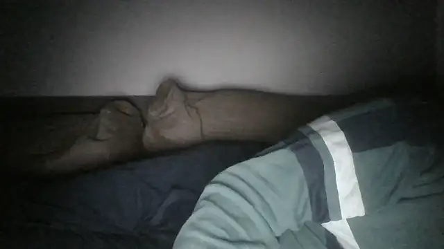 Snapshot of Anderrust chatting on 12/17/25, 10:38 Anderrust online show from 12/17/25, 10:38