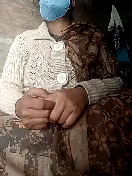 Snapshot of Lattika-Bhabhi chatting on 02/10/25, 06:42 Lattika-Bhabhi online show from 02/10/25, 06:42