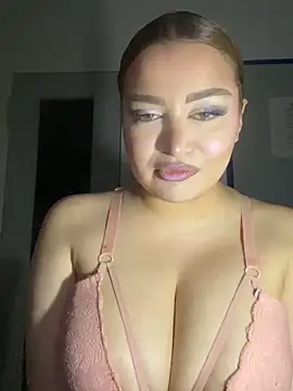 Snapshot of EmiliaPetrova chatting on 02/19/25, 10:20 EmiliaPetrova online show from 02/19/25, 10:20