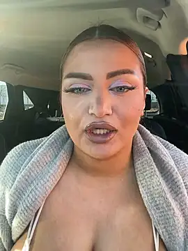 Snapshot of EmiliaPetrova chatting on 03/20/25, 03:47 EmiliaPetrova online show from 03/20/25, 03:47