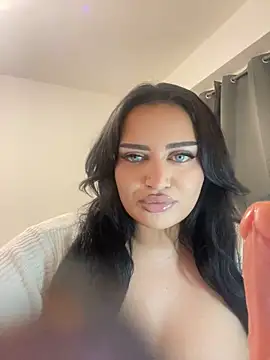 EmiliaPetrova online show from 10/27/25, 06:01