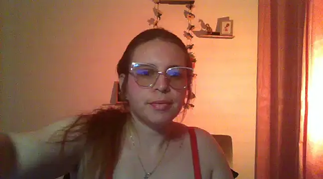 lorenitabella online show from 02/15/25, 11:25