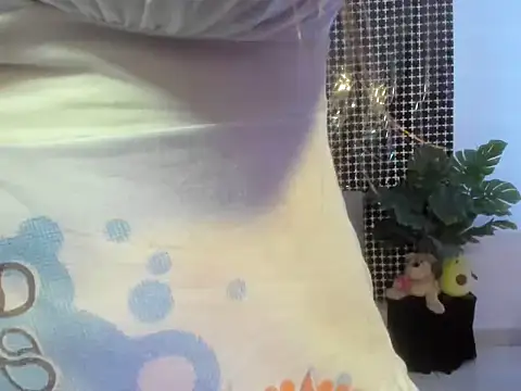 lorenitabella online show from 11/30/25, 10:25